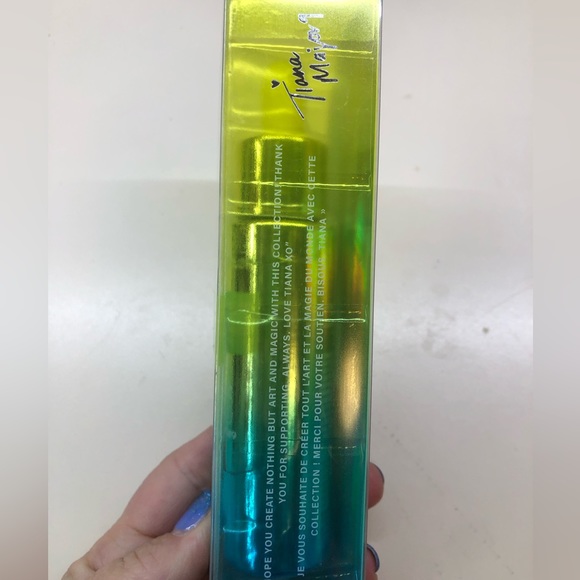 Make-up ~ Highlight /Illuminator Drops - Picture 3 of 5